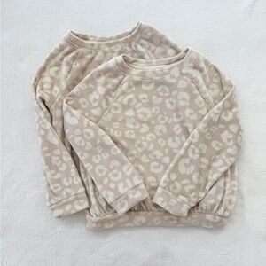 Cat & Jack Girls XS 4/5 Leopard Print Sweatshirts Set of 2 sweatshirts